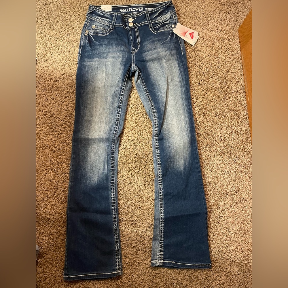 Wallflower jeans